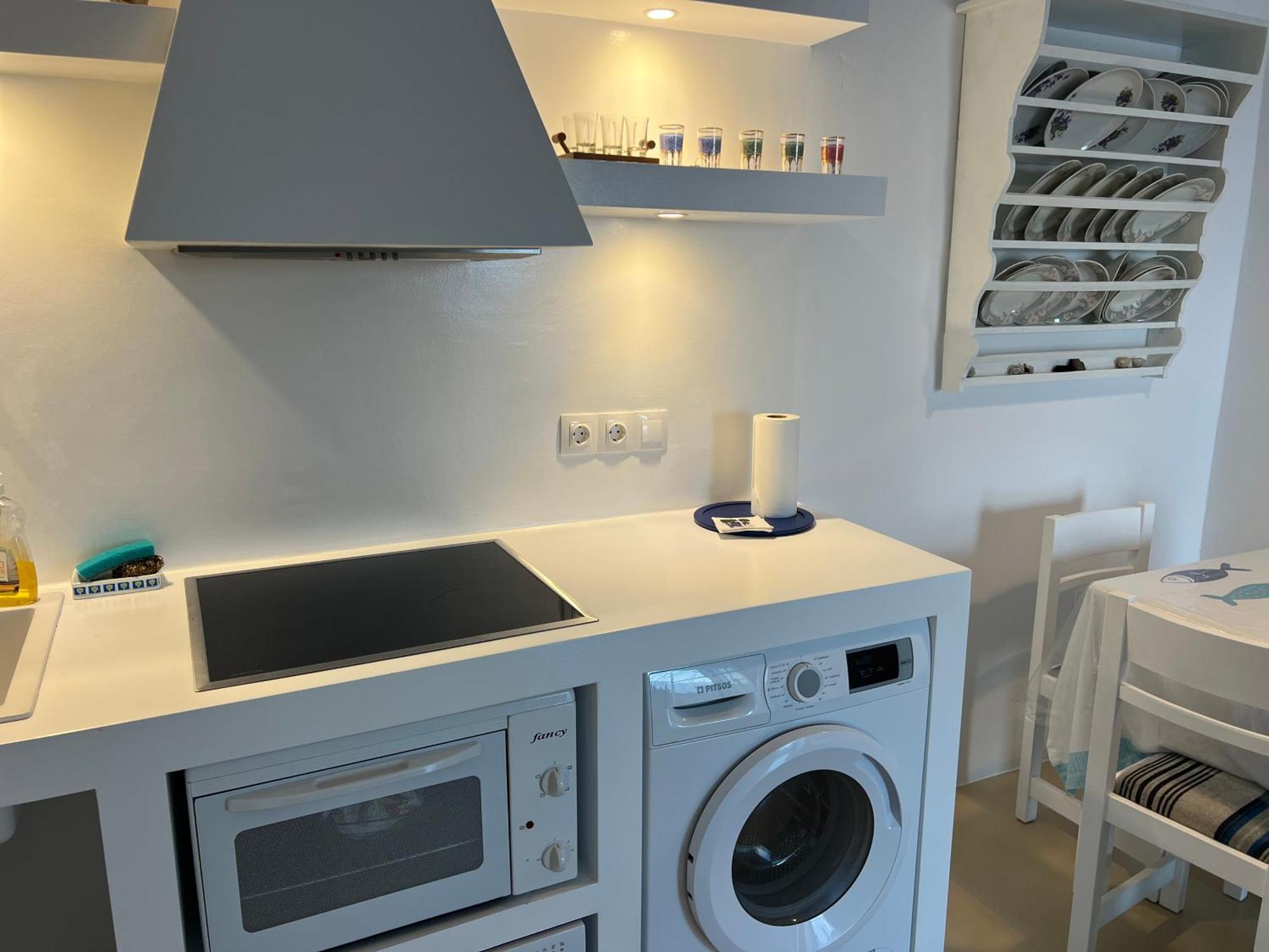 Holiday home Irenes House Piso Livadi